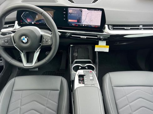 Used 2026 BMW X1 xDrive28i w/ Technology Package AWD/4WD image 14