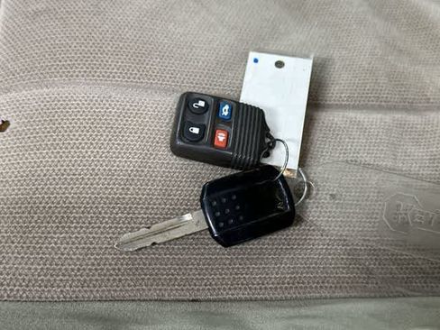 Used 2005 Mercury Grand Marquis GS RWD image 29