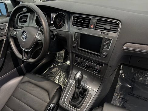 Used 2017 Volkswagen Golf Alltrack SEL image 29
