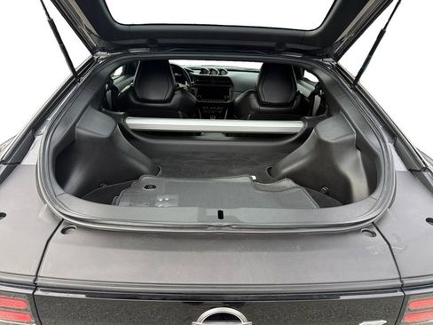 Certified 2023 Nissan Z Performance w/ Floor Mat Package (L93) image 10