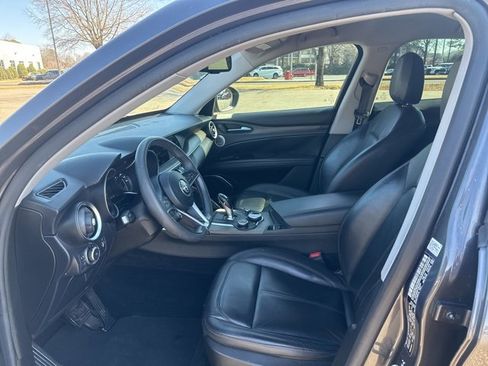 Used 2018 Alfa Romeo Stelvio Ti image 18