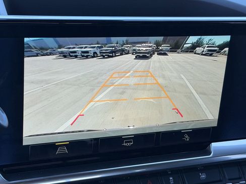 New 2026 Chevrolet Silverado 1500 LT w/ Leather Package image 16