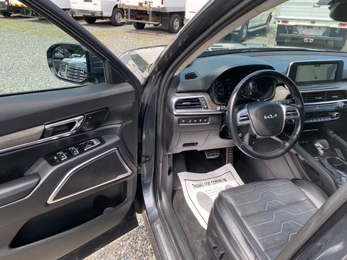Used 2022 Kia Telluride SX w/ SX Prestige Package image 10