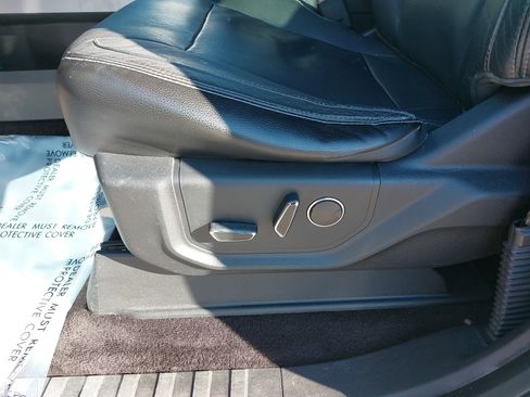 Used 2015 Ford F150 Lariat image 30