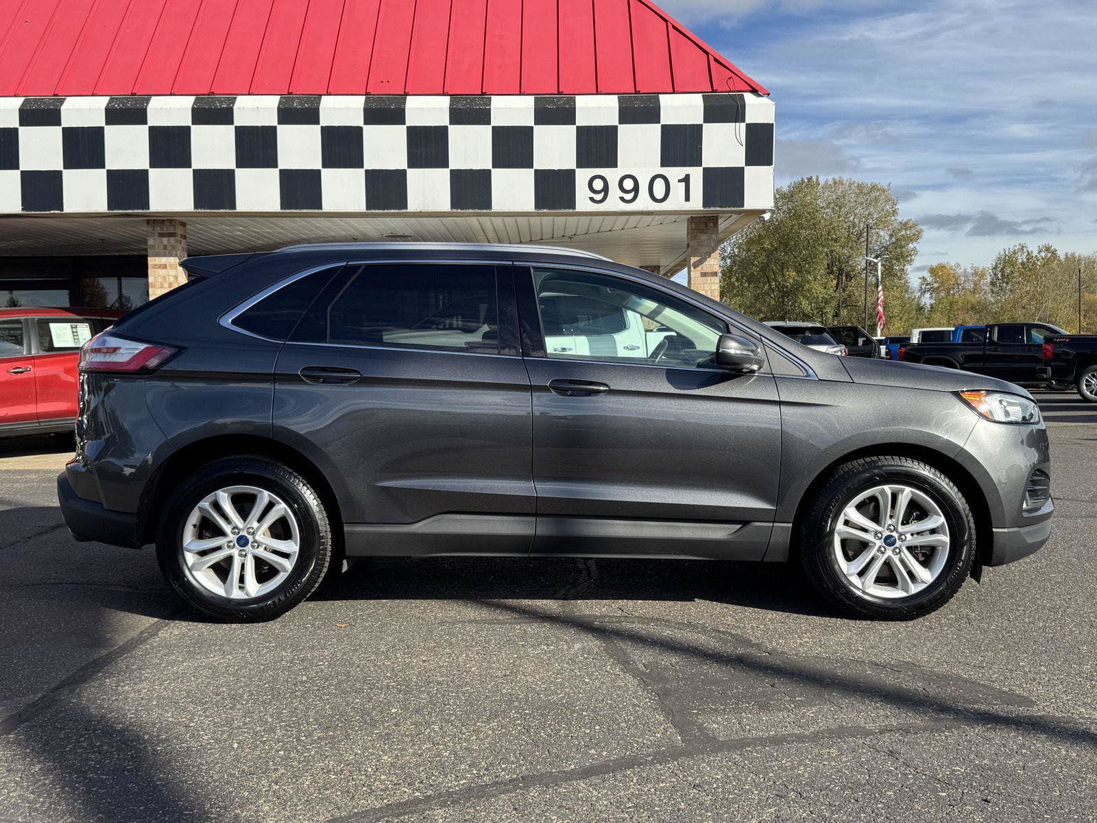 Used 2020 Ford Edge SEL w/ Convenience Package AWD/4WD image 8