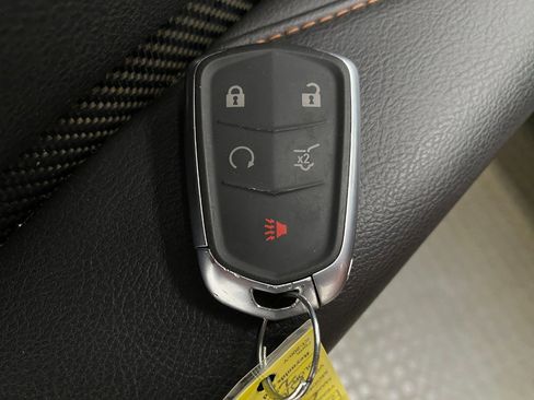 Used 2019 Cadillac XT4 Sport image 32