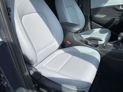 Used 2020 Hyundai Kona Limited image 19