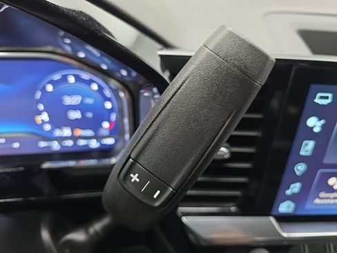 Certified 2023 Chevrolet Silverado 1500 LT AWD/4WD image 28