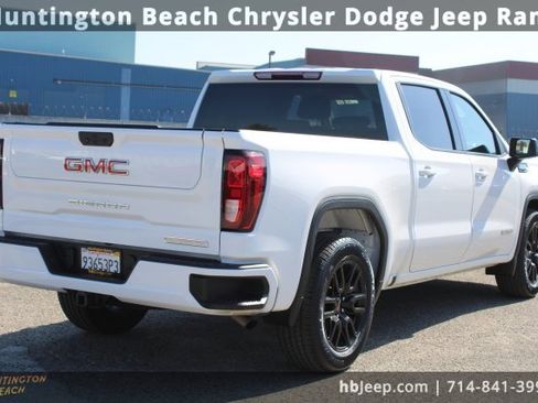 Used 2022 GMC Sierra 1500 Elevation image 5