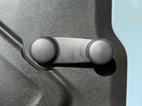 Certified 2024 Jeep Gladiator Sport image 16