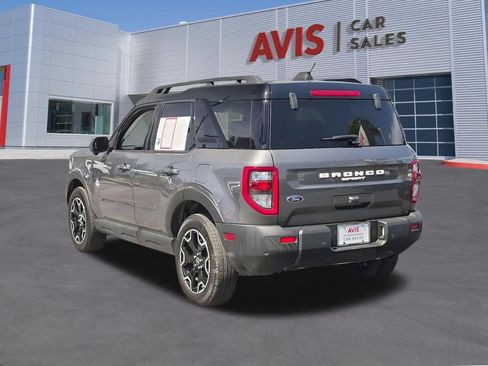 Used 2025 Ford Bronco Sport Outer Banks w/ Outer Banks Tech Package+ AWD/4WD image 9