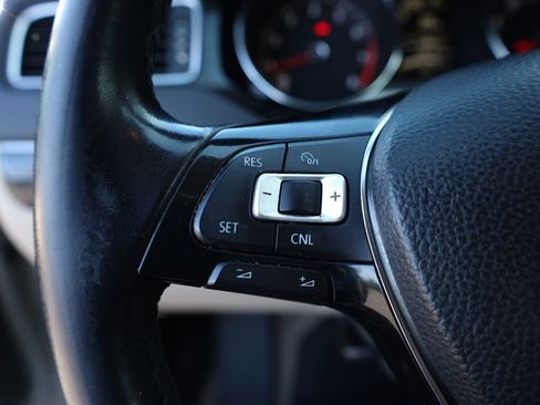 Used 2016 Volkswagen Jetta SEL image 22