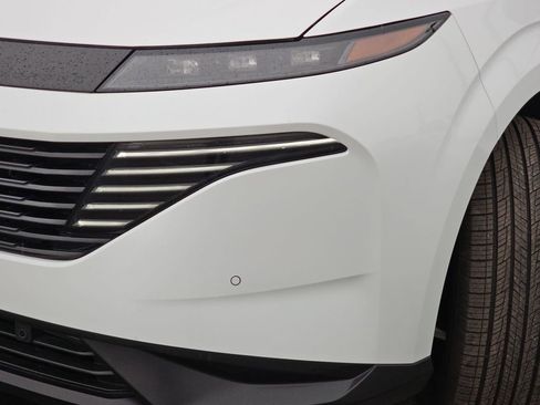 Used 2025 Nissan Murano SV image 33