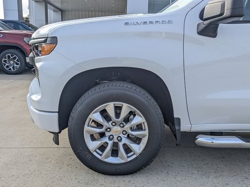 New 2026 Chevrolet Silverado 1500 Custom image 10