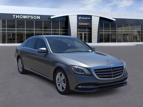 Used 2019 Mercedes-Benz S 560 4MATIC Sedan image 1
