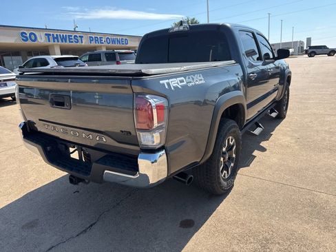 Used 2023 Toyota Tacoma TRD Off-Road AWD/4WD image 7