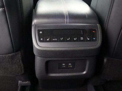 Used 2023 Nissan Pathfinder SL w/ SL Premium Package image 37