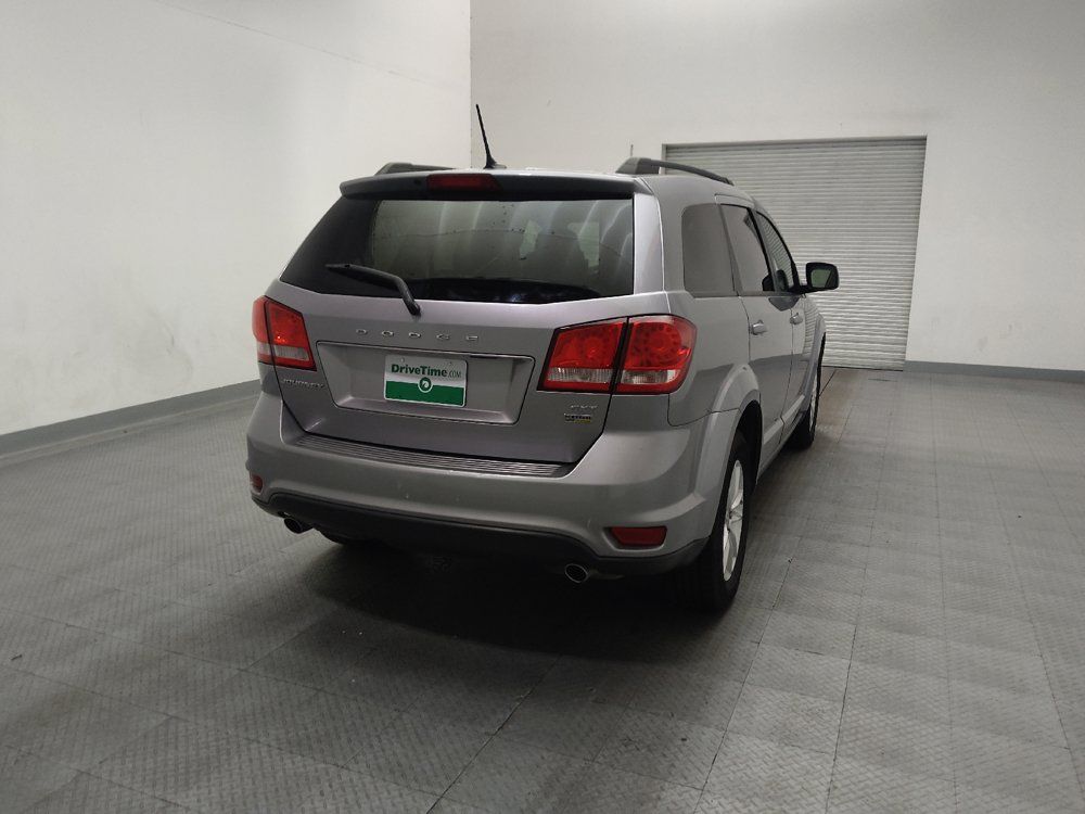 Used 2017 Dodge Journey SXT w/ Comfort/Convenience Group FWD image 7