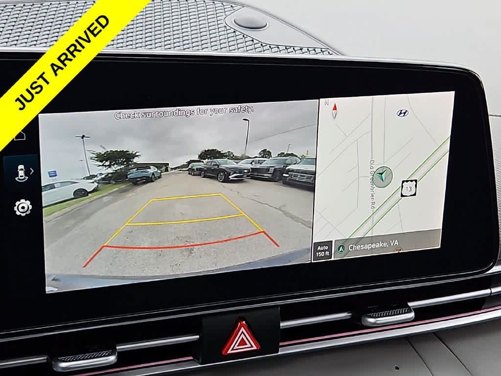 Used 2025 Hyundai Elantra SEL FWD image 18
