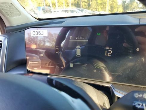 New 2025 Kia Sorento EX image 14