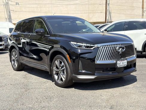 Certified 2026 INFINITI QX60 Pure w/ Cargo Package FWD image 2