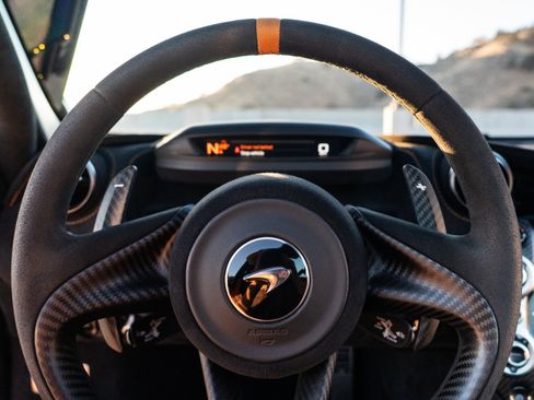 Used 2021 McLaren 765LT RWD image 41