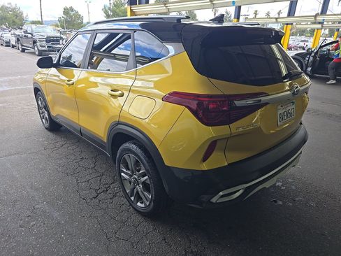 Used 2021 Kia Seltos S FWD image 8