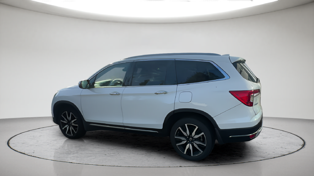 Used 2022 Honda Pilot Touring image 10