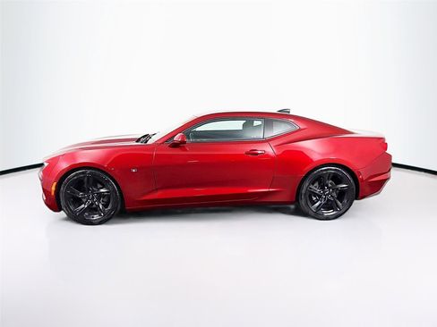 Used 2022 Chevrolet Camaro LT RWD image 4