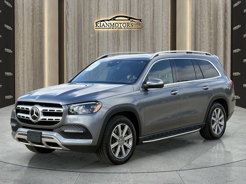 Used 2022 Mercedes-Benz GLS 450 4MATIC image 3