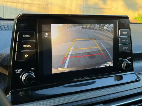 Used 2022 Kia Seltos LX image 29