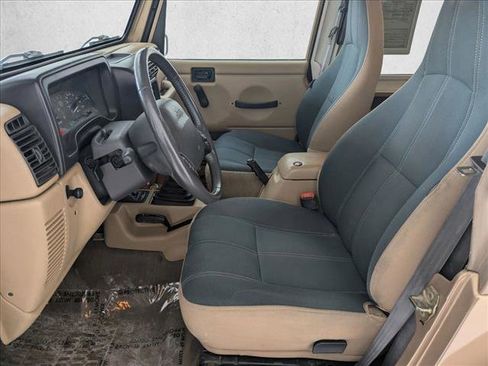 Used 1999 Jeep Wrangler Sahara image 10