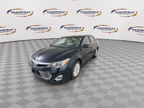 Used 2015 Toyota Avalon XLE image 4