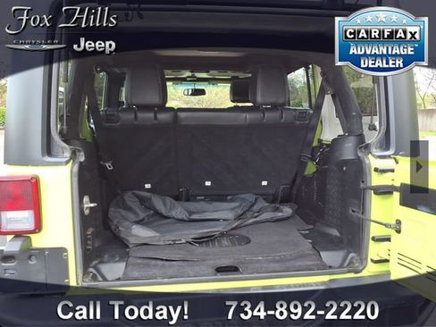 Used 2016 Jeep Wrangler Unlimited Rubicon AWD/4WD image 10