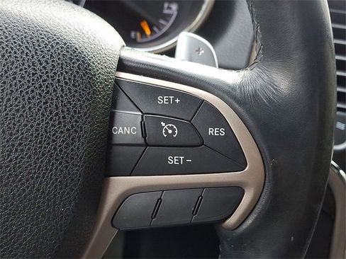 Used 2015 Jeep Grand Cherokee Laredo w/ Quick Order Package 23E image 23