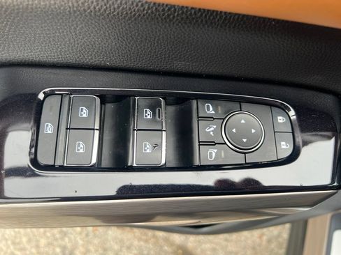Used 2023 Nissan Pathfinder Platinum AWD/4WD image 46