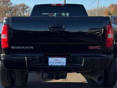 Used 2011 GMC Sierra 3500 Denali AWD/4WD image 6