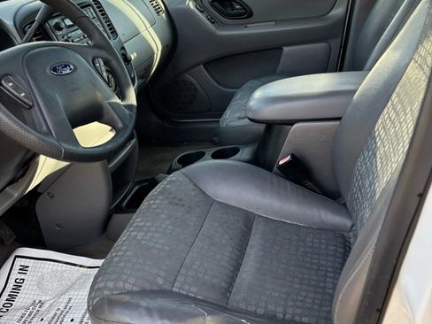 Used 2002 Ford Escape XLS image 14