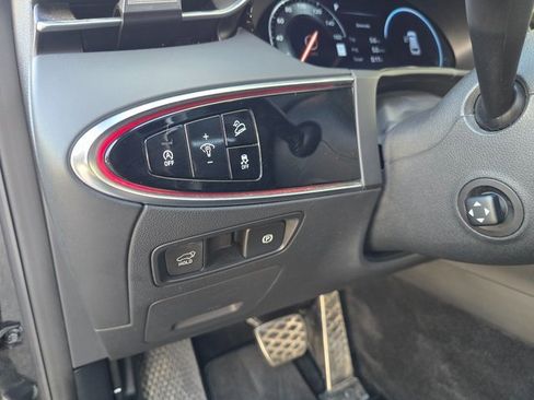 Used 2023 Genesis GV70 2.5T w/ Sport Prestige Package image 14