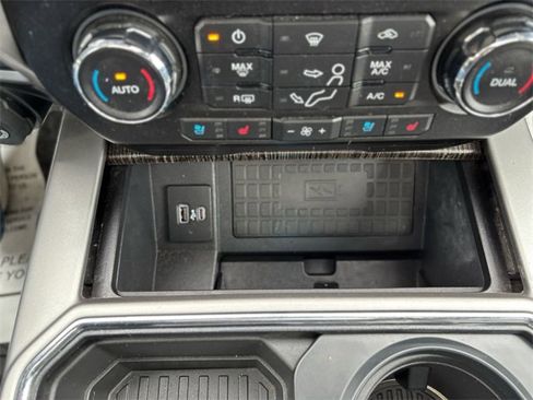 Used 2021 Ford F250 Lariat w/ Lariat Ultimate Package image 19