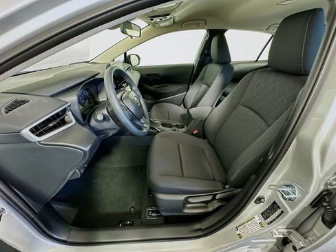Certified 2025 Toyota Corolla LE image 12