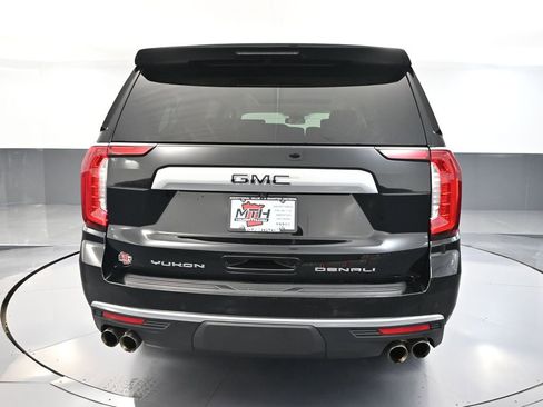 Used 2023 GMC Yukon XL Denali image 7