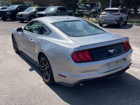 Used 2020 Ford Mustang Premium RWD image 3