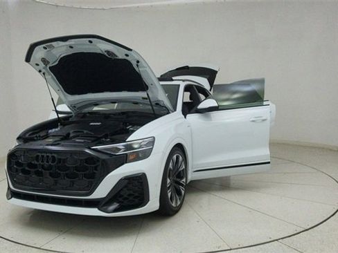 Used 2025 Audi Q8 Prestige w/ Prestige Package image 74