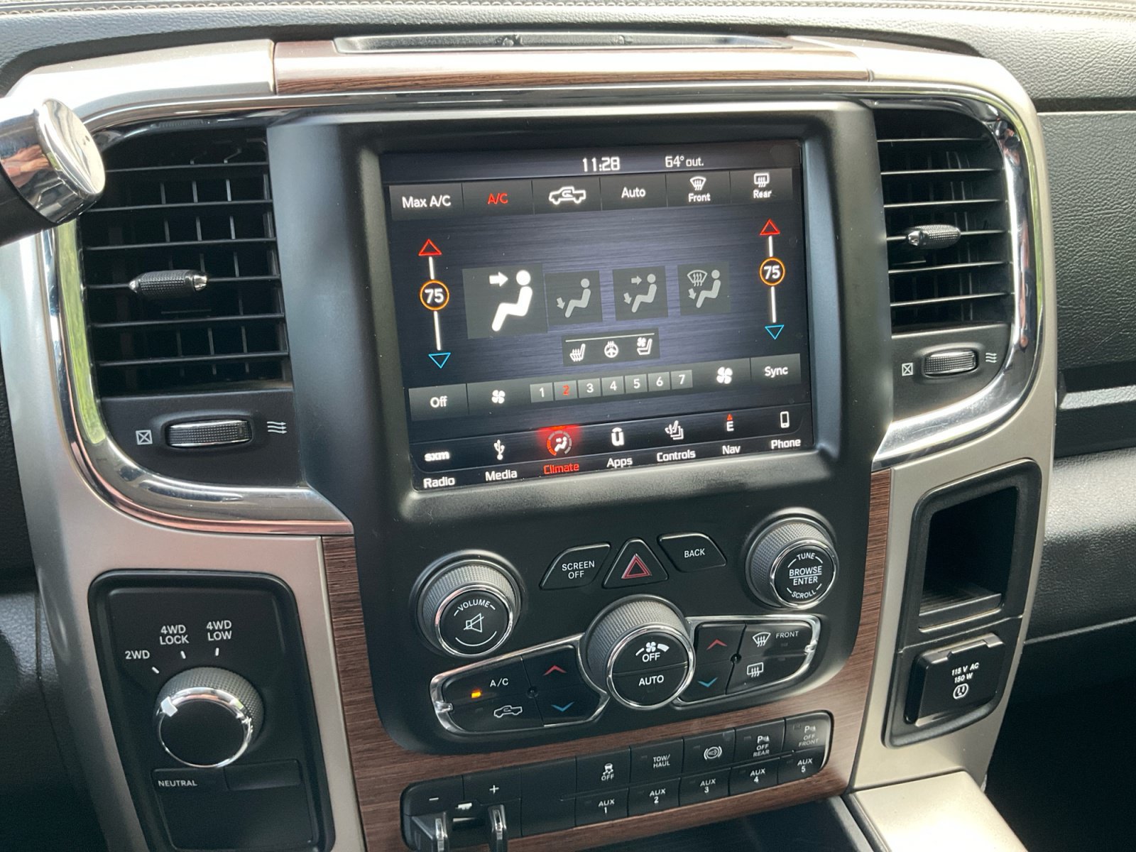 Used 2018 RAM 3500 Laramie AWD/4WD image 32