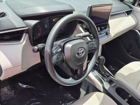 Used 2024 Toyota Corolla Cross L FWD image 10