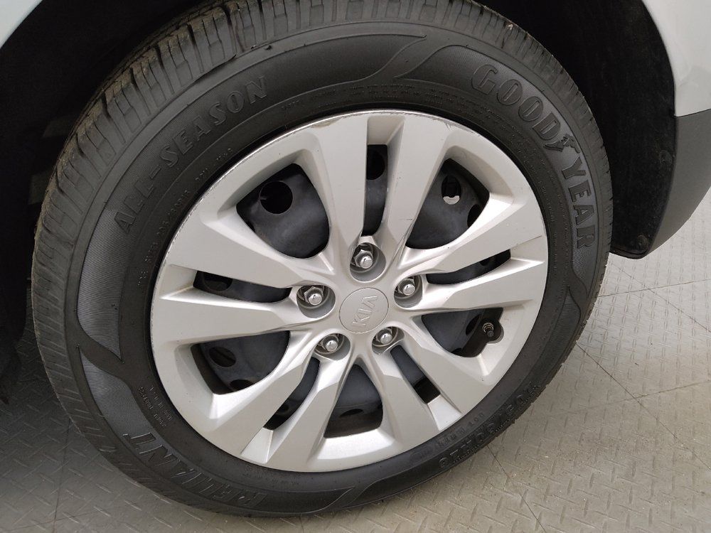 Used 2021 Kia Soul LX FWD image 31