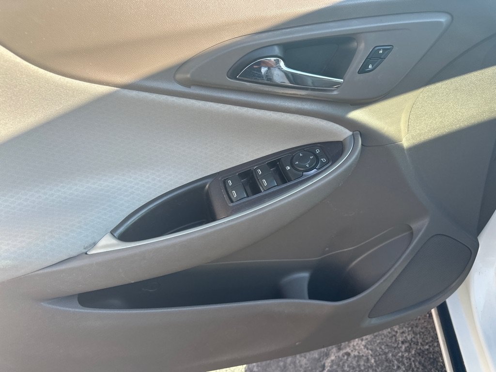 Used 2016 Chevrolet Malibu LS FWD image 15