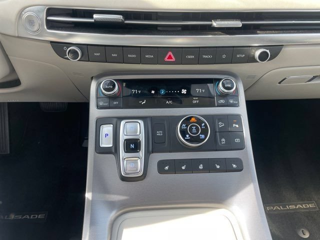 Used 2023 Hyundai Palisade Calligraphy AWD/4WD image 9