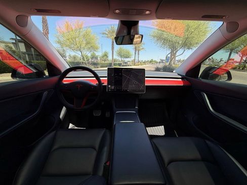 Used 2021 Tesla Model Y Performance AWD/4WD image 11